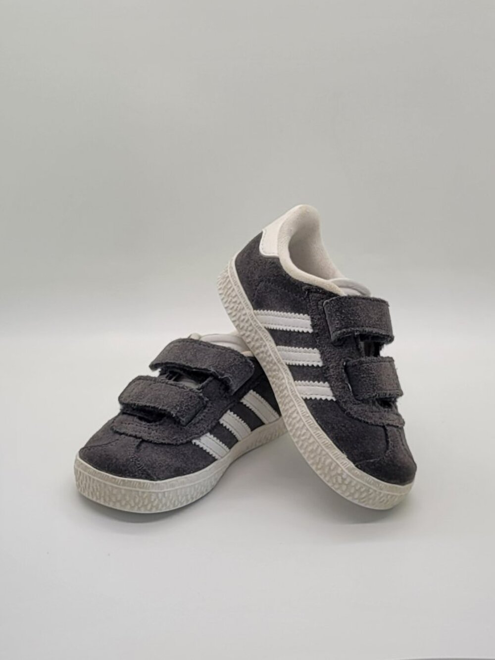 Adidas Originals Gazelle Toddler 6K Sneaker Suede Tennis Shoes Easy Hook & Loop